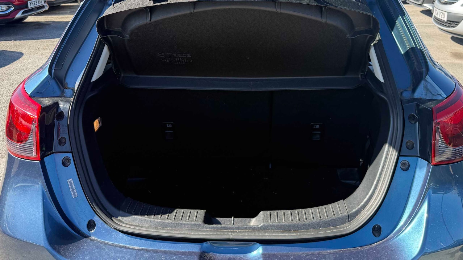 Used Mazda Mazda2 2019 for sale - 78161234: Photo 9