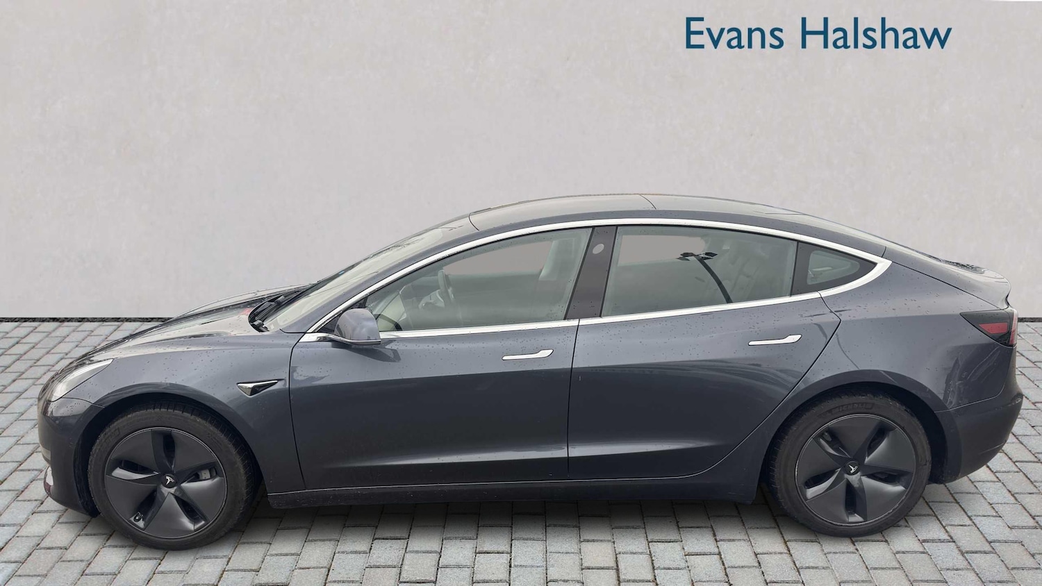 Used Tesla Model 3 2020 for sale - 77858884: Photo 4