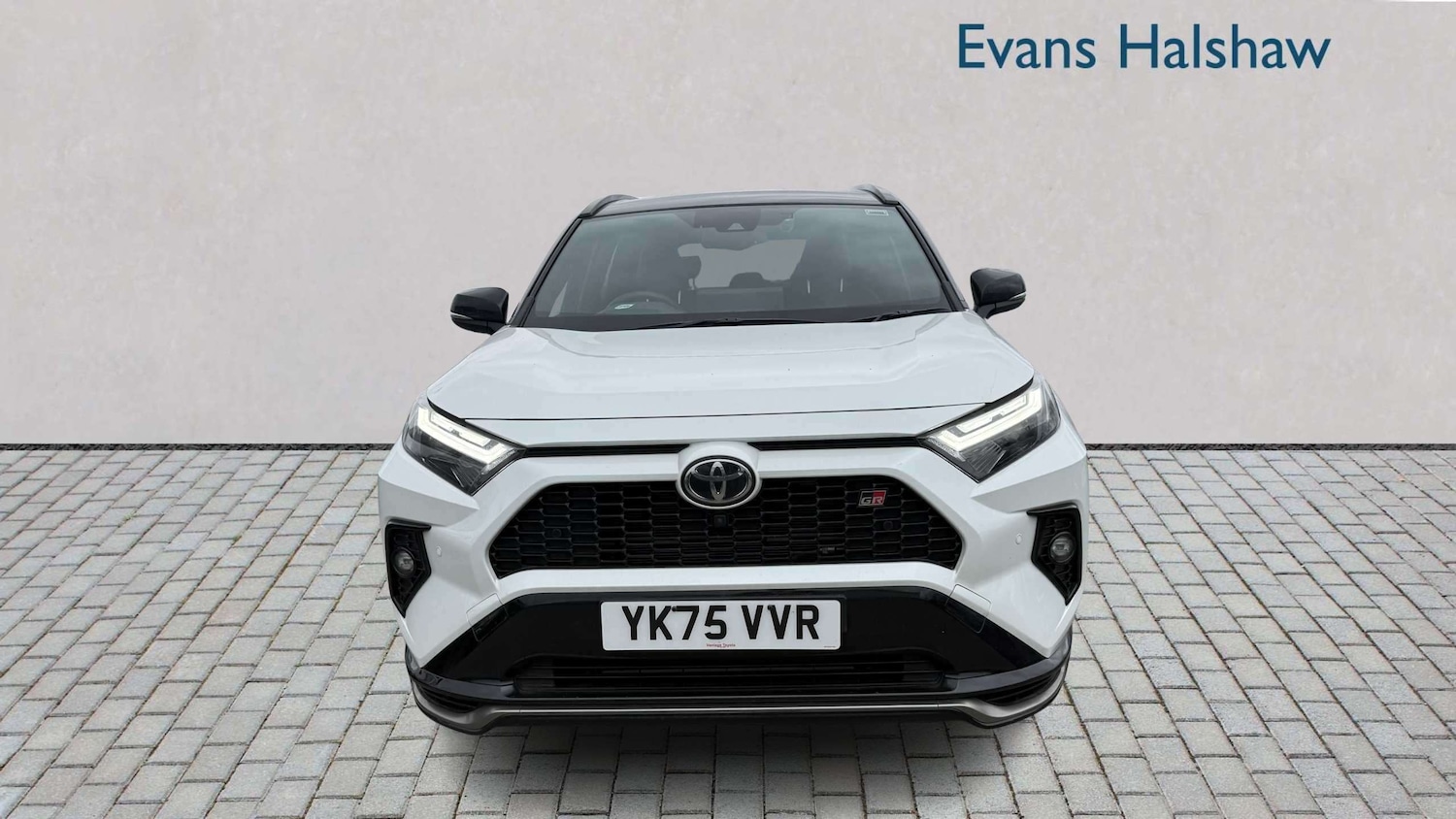 Used Toyota RAV4 2025 for sale - 78010422: Photo 2