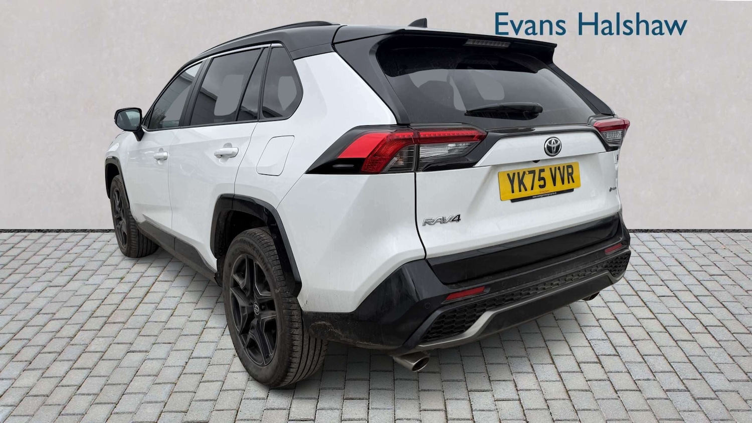 Used Toyota RAV4 2025 for sale - 78010422: Photo 5