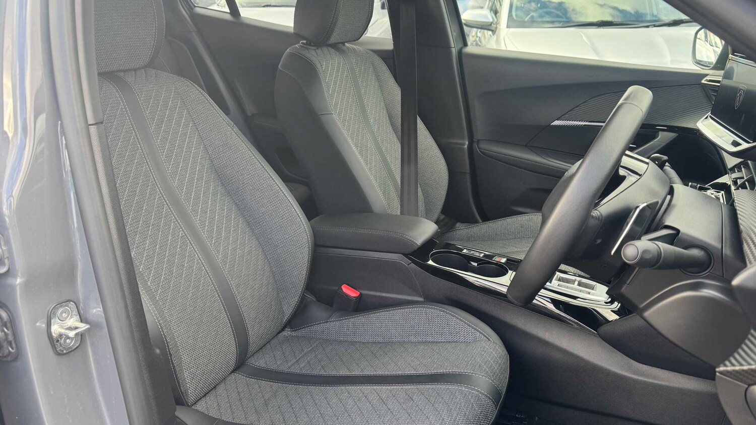 Used Peugeot 2008 for sale - 77862658: Photo 10