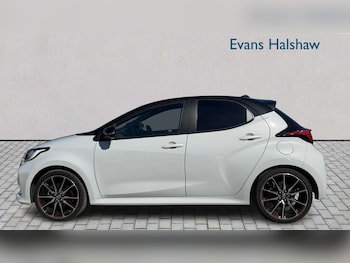 Used Toyota Yaris 2023 for sale - 78991336: Photo