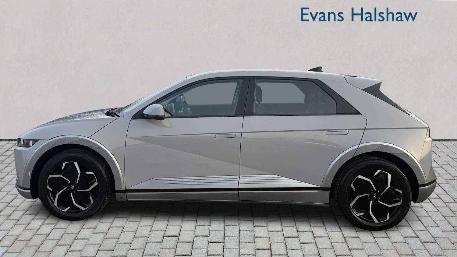 Used Hyundai IONIQ 5 2023 for sale - 77885812: Photo 4