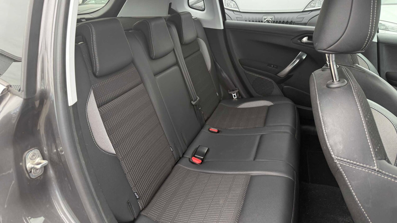 Used Peugeot 2008 2018 for sale - 78104637: Photo 11