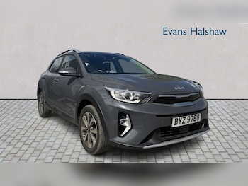 Used Kia Stonic 2023 for sale - 79467012: Photo