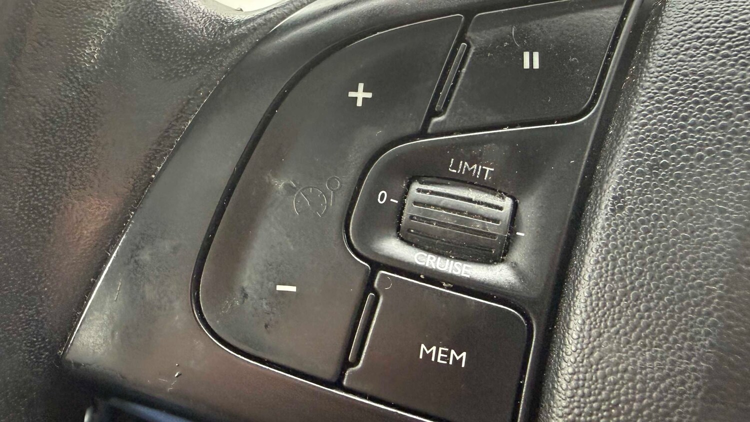 Used Citroen C4 Cactus 2016 for sale - 78104358: Photo 16