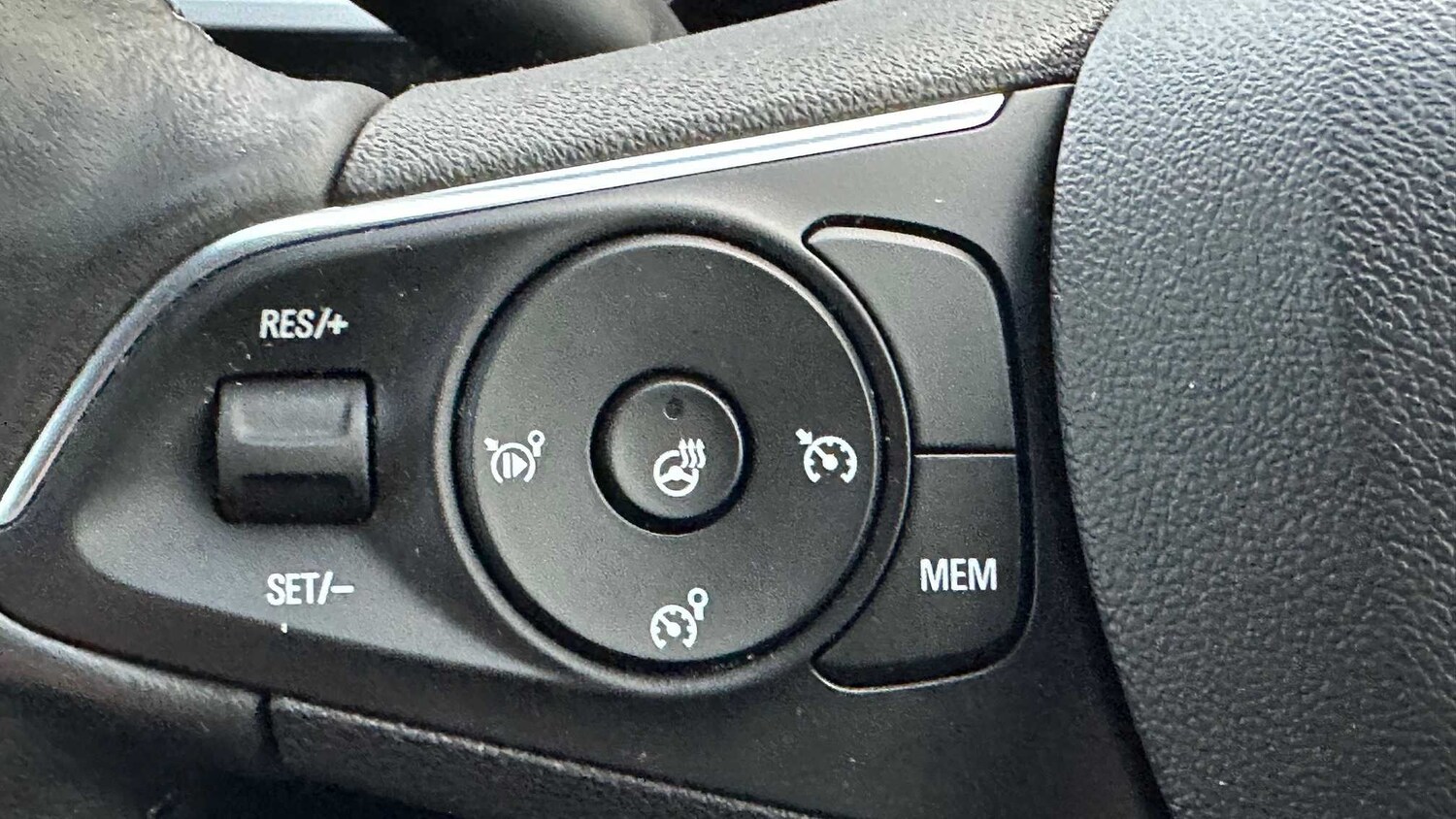 Used Vauxhall Grandland for sale - 77856828: Photo 27