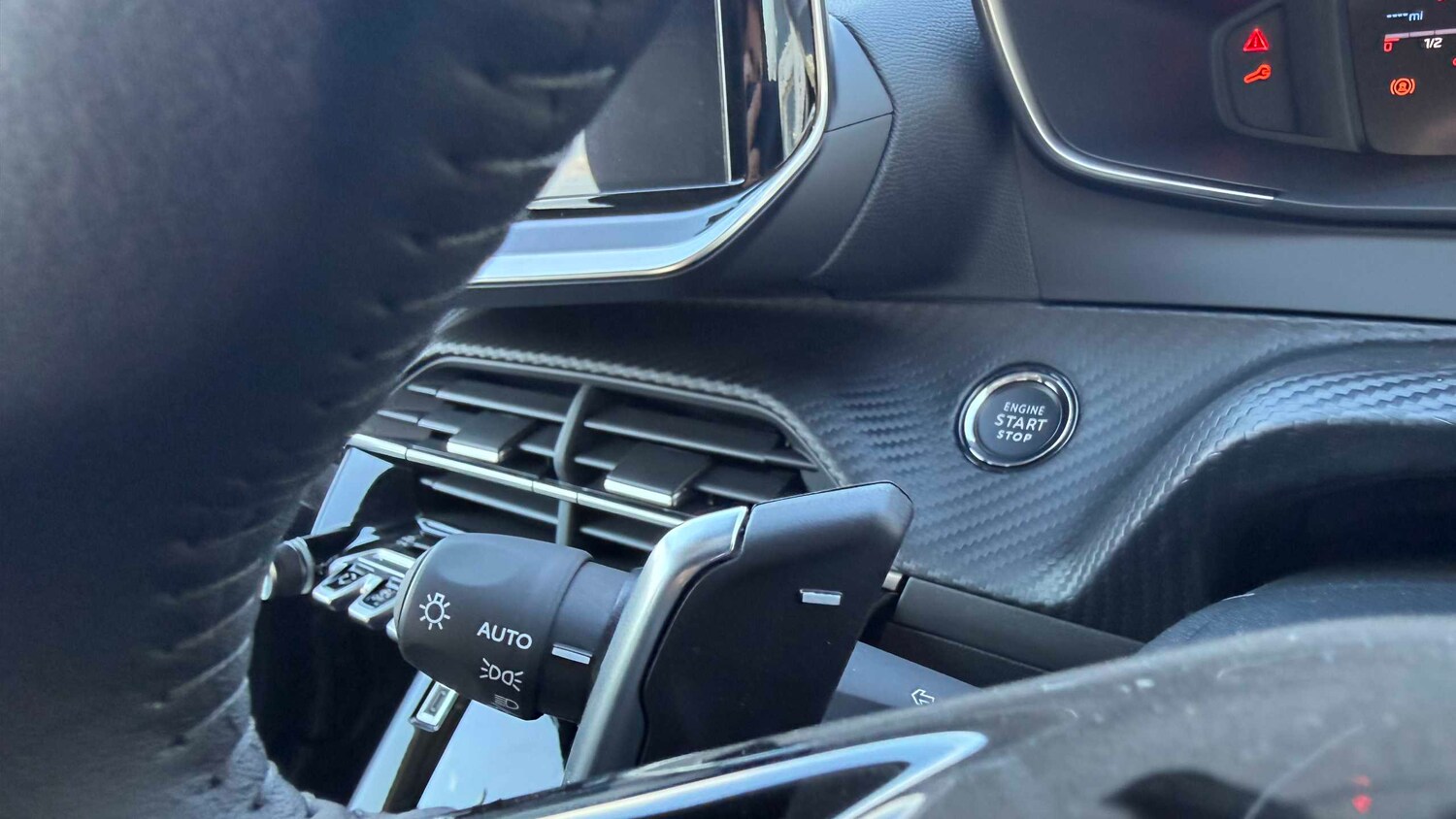 Used Peugeot 208 for sale - 77859832: Photo 19