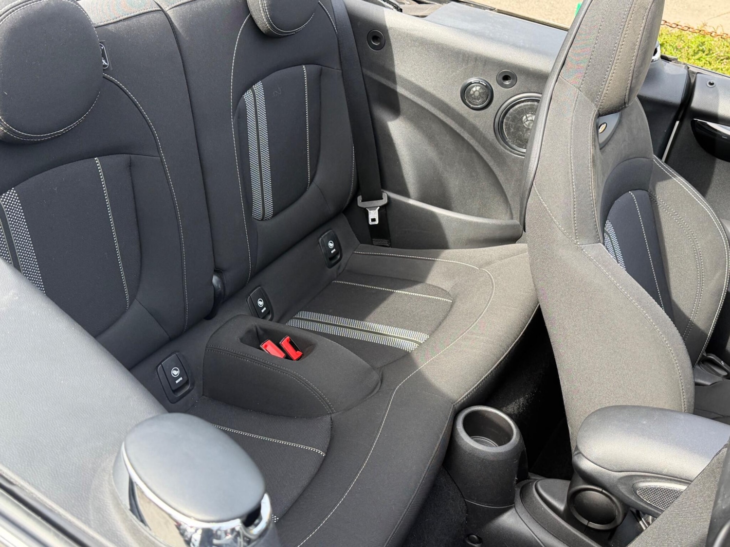 Used MINI Convertible 2018 for sale - 77396195: Photo 12