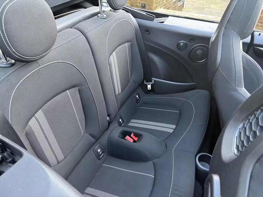 Used MINI Convertible 2018 for sale - 77396195: Photo 6