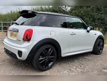 Used MINI Hatch 2019 for sale - 79361440: Photo