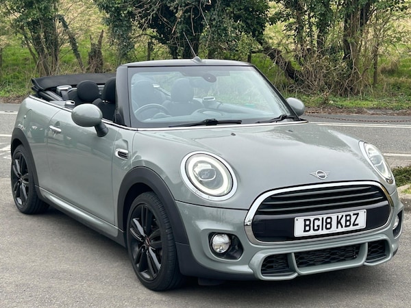 Used MINI Convertible 2018 for sale - 74280460: Photo 1