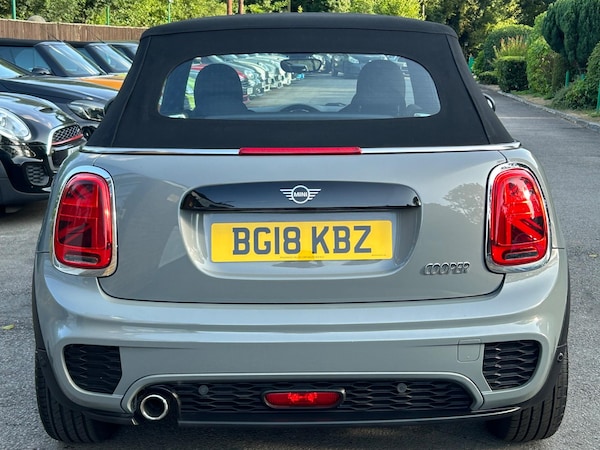 Used MINI Convertible 2018 for sale - 74280460: Photo 6