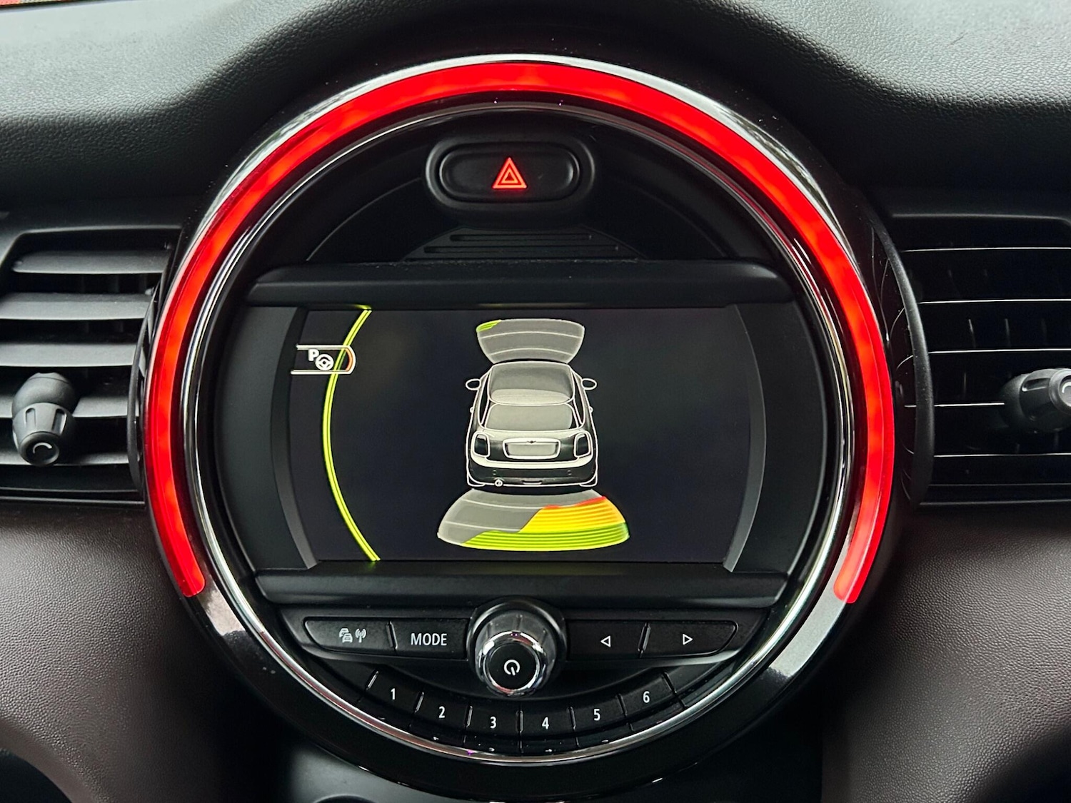 Used MINI Hatch 2018 for sale - 76349508: Photo 17