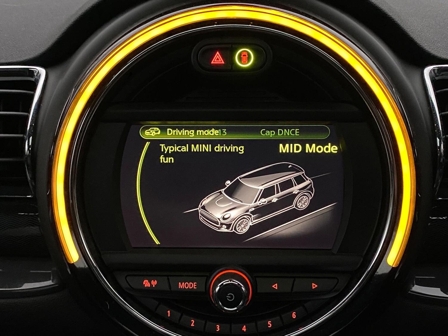 Used MINI Clubman 2015 for sale - 76992650: Photo 12