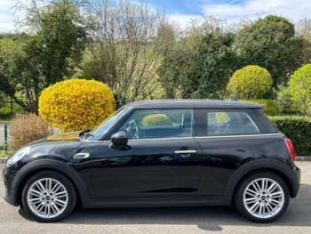 Used MINI Hatch 2017 for sale - 74350489: Photo