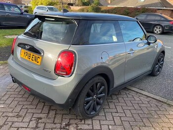 Used MINI Hatch 2018 for sale - 77479480: Photo