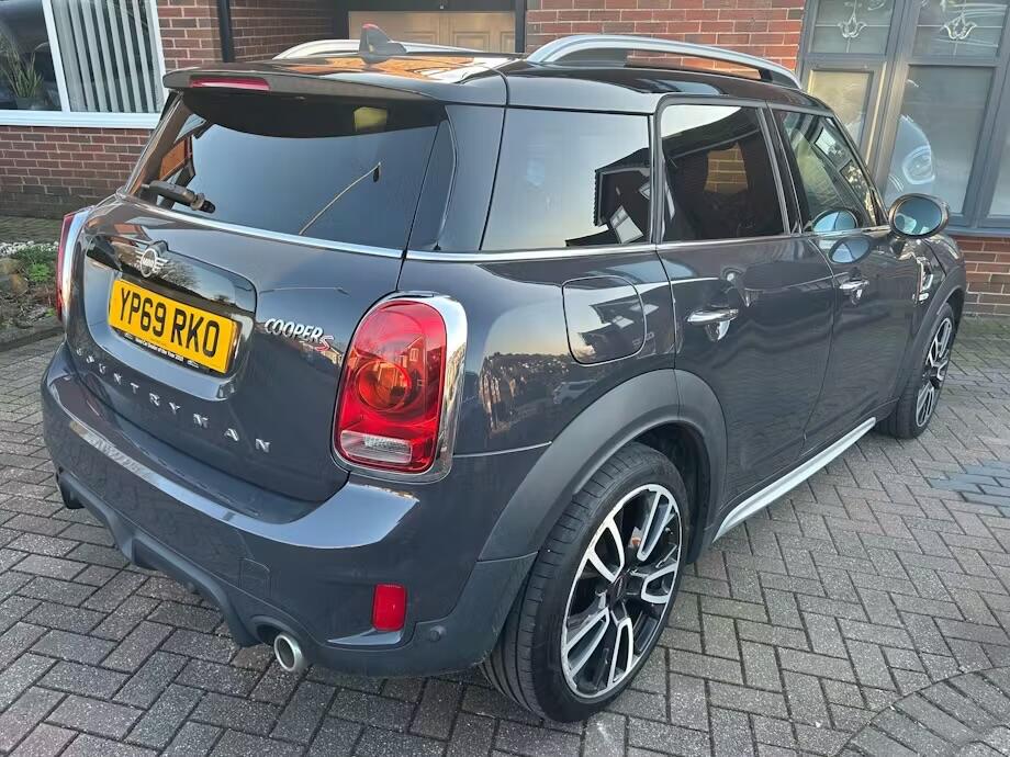 Used MINI Countryman 2019 for sale - 77940032: Photo 2