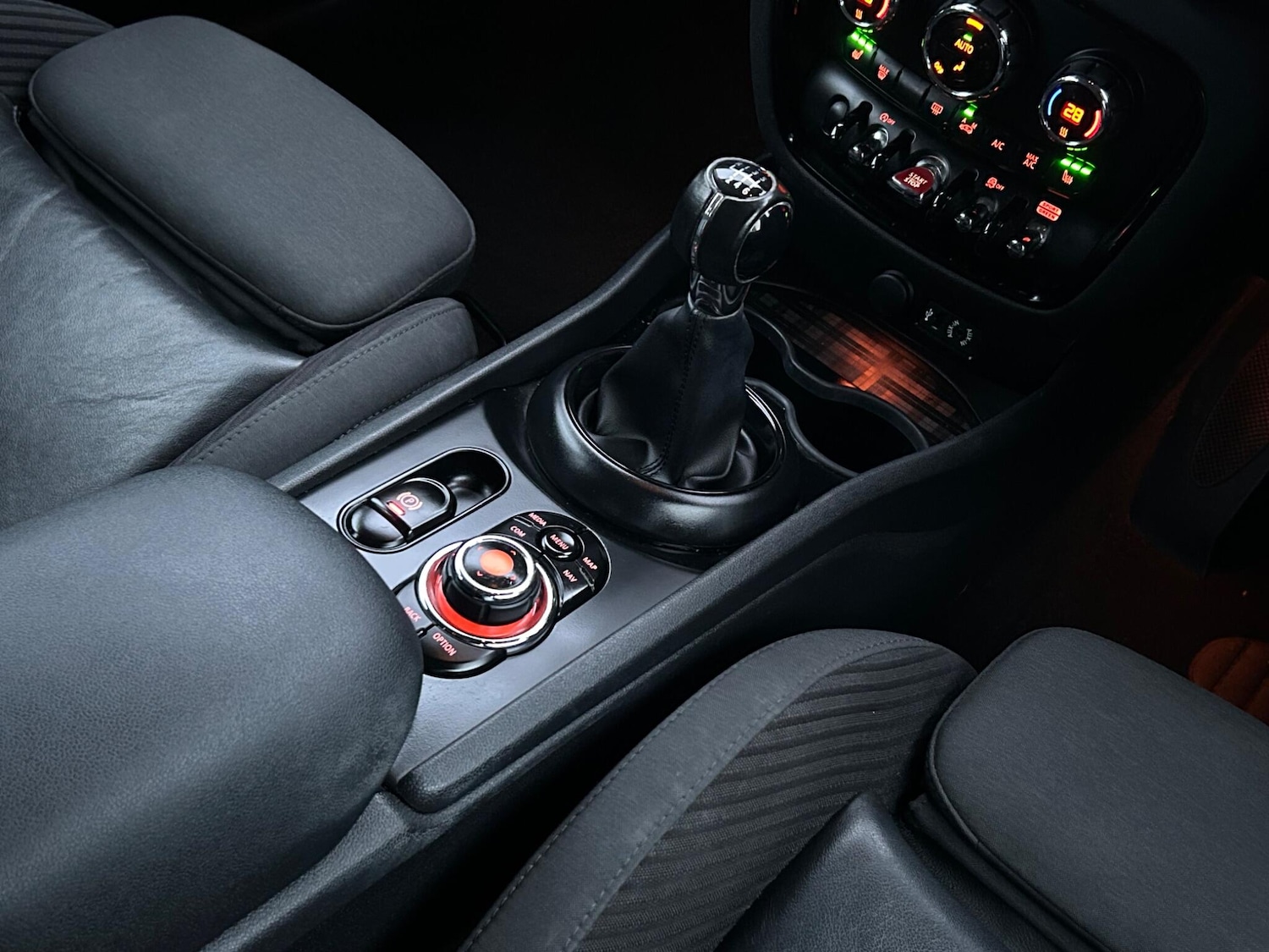 Used MINI Clubman 2018 for sale - 76997825: Photo 22