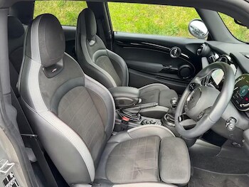 Used MINI Hatch 2023 for sale - 78462001: Photo