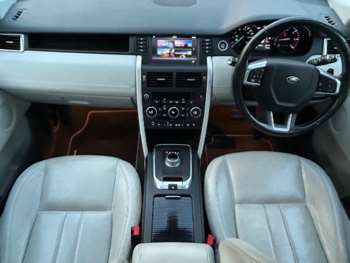 Used Land Rover Discovery Sport 2016 for sale - 74584724: Photo