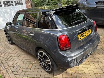 Used MINI Hatch 2018 for sale - 76240161: Photo 3