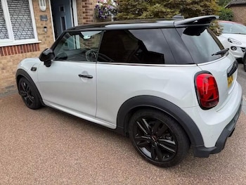 Used MINI Hatch 2022 for sale - 79540316: Photo