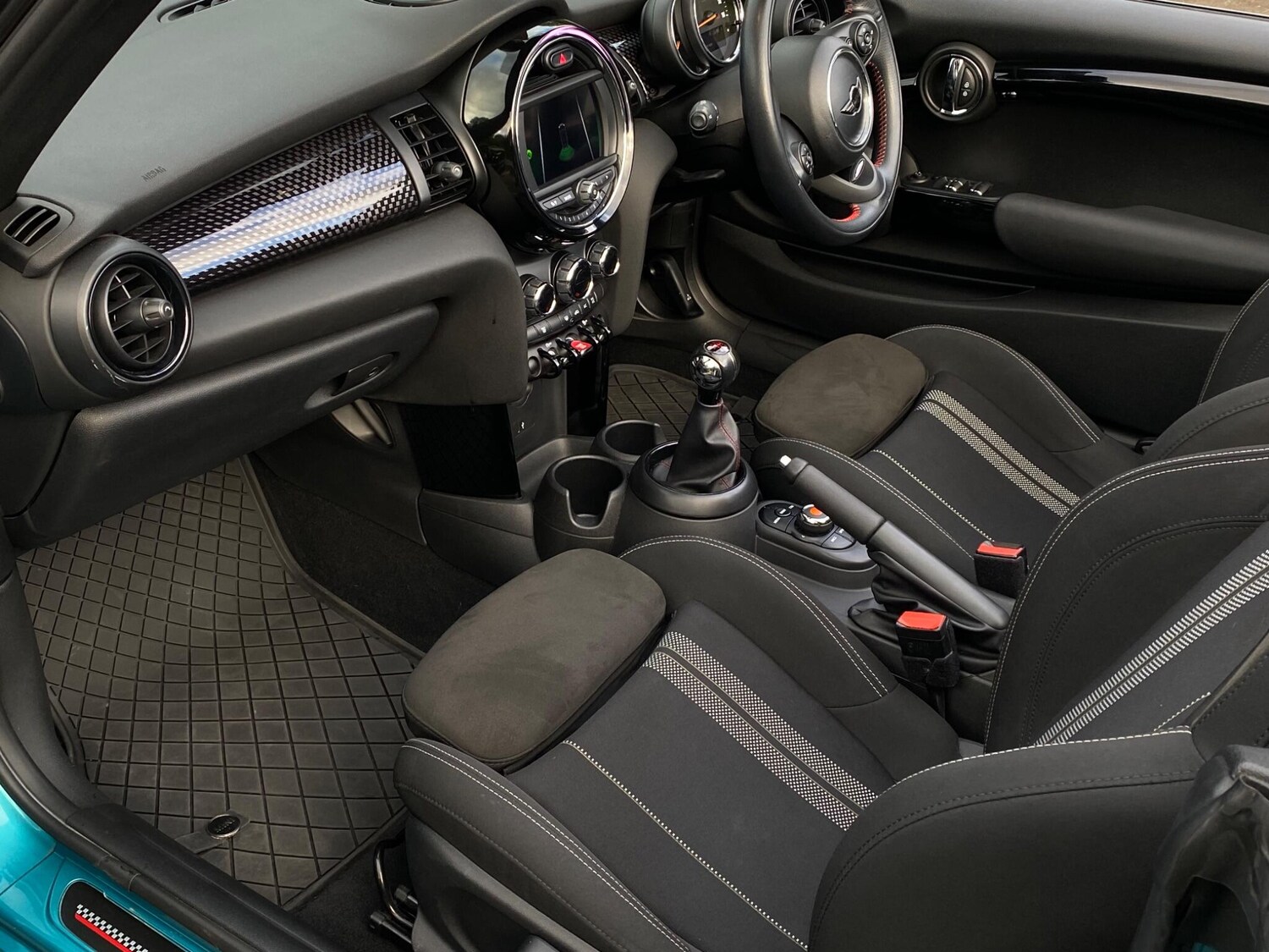 Used MINI Convertible 2018 for sale - 76988410: Photo 15