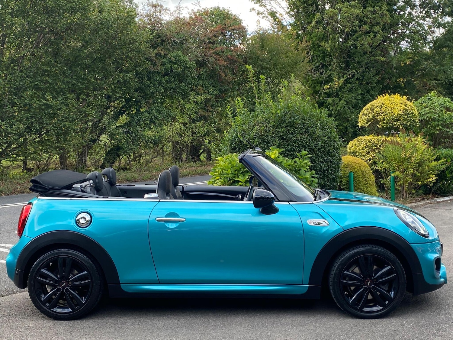 Used MINI Convertible 2018 for sale - 76988410: Photo 9