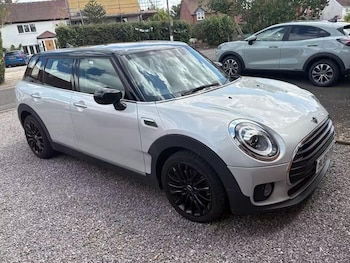Used MINI Clubman 2019 for sale - 79496398: Photo