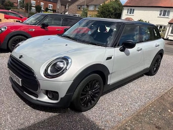 Used MINI Clubman 2019 for sale - 79496398: Photo
