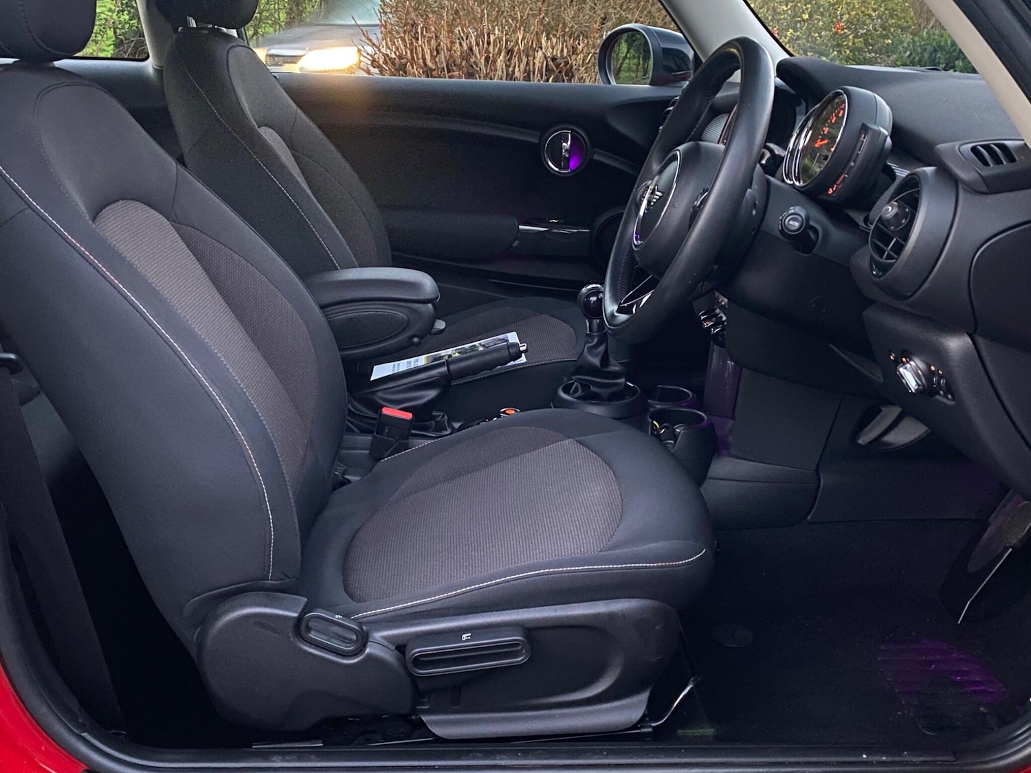 Used MINI Hatch 2019 for sale - 76898511: Photo 11