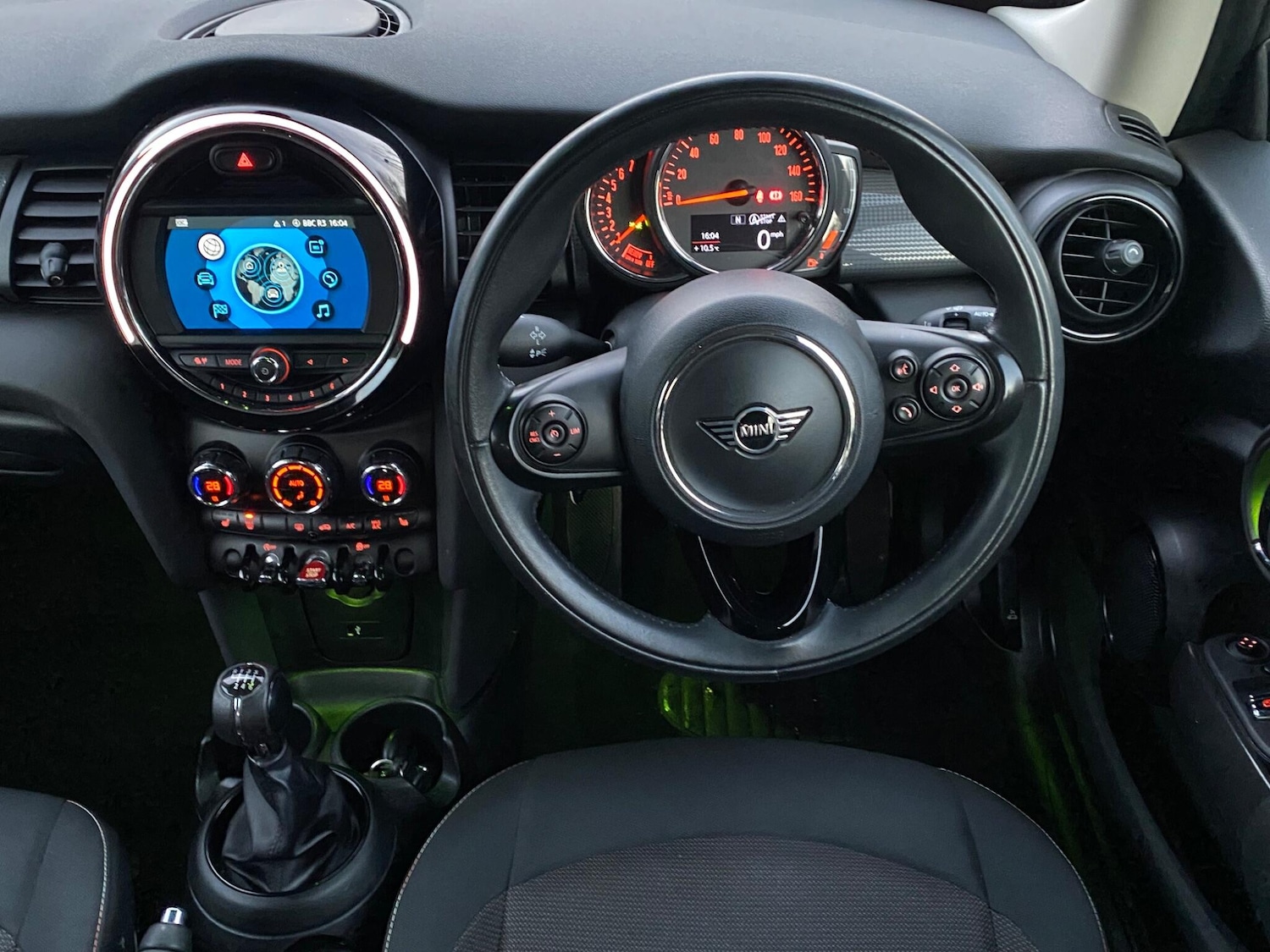 Used MINI Hatch 2019 for sale - 76898511: Photo 20