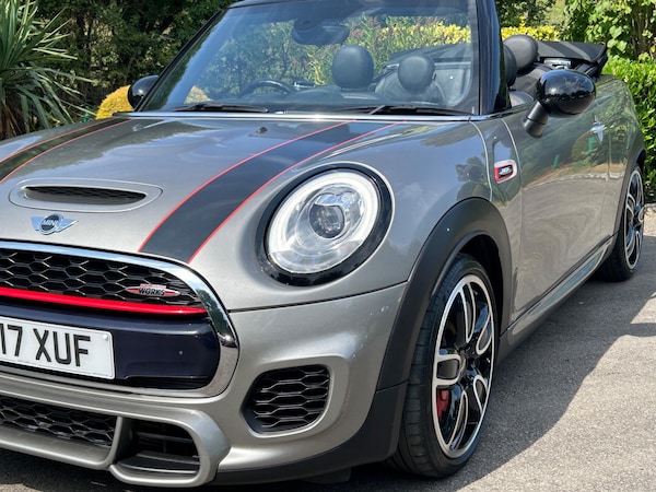Used MINI Convertible 2017 for sale - 75268594: Photo 13