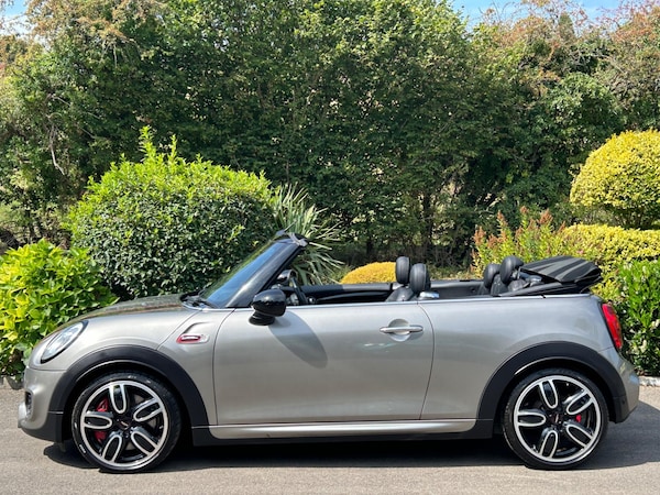 Used MINI Convertible 2017 for sale - 75268594: Photo 8