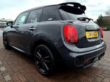 Used MINI Hatch 2019 for sale - 77290805: Photo