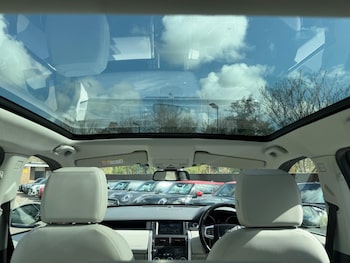 Used Land Rover Discovery Sport 2018 for sale - 77411481: Photo