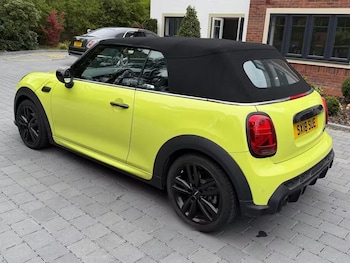 Used MINI Convertible 2021 for sale - 78384085: Photo