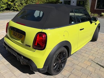 Used MINI Convertible 2021 for sale - 78384085: Photo