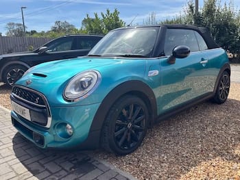 Used MINI Convertible 2017 for sale - 79621711: Photo