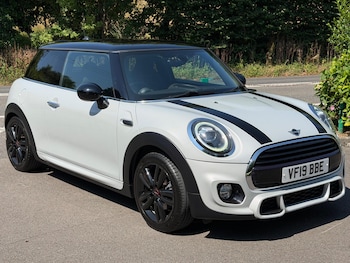 Used MINI Hatch 2019 for sale - 79132380: Photo