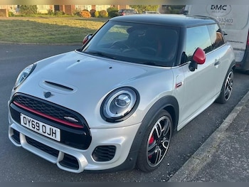 Used MINI Hatch 2019 for sale - 78404812: Photo