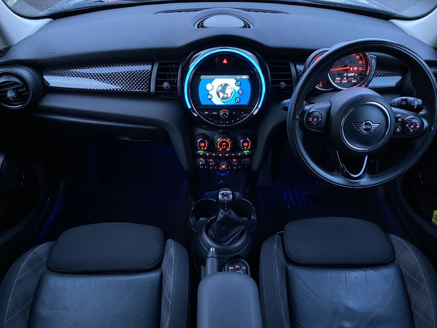 Used MINI Hatch 2019 for sale - 77290900: Photo 18