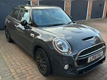 Used MINI Hatch 2019 for sale - 77290900: Photo