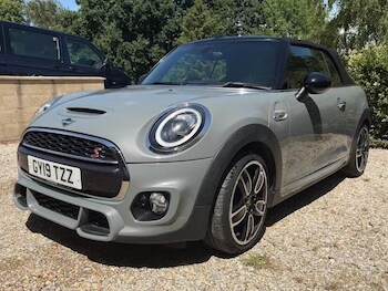 Used MINI Convertible 2019 for sale - 78384384: Photo