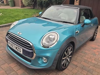 Used MINI Convertible 2017 for sale - 77940498: Photo