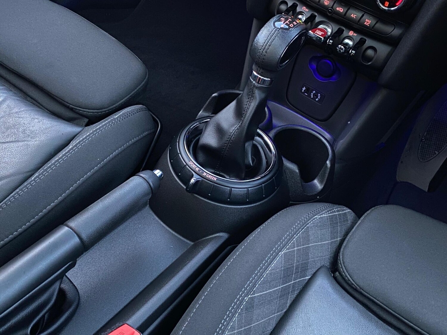 Used MINI Hatch 2017 for sale - 76359858: Photo 22