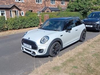 Used MINI Hatch 2019 for sale - 79553367: Photo