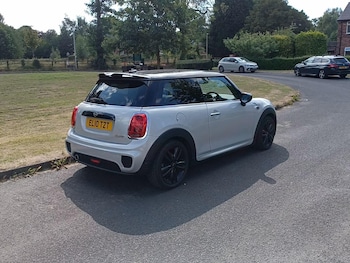 Used MINI Hatch 2019 for sale - 79553367: Photo
