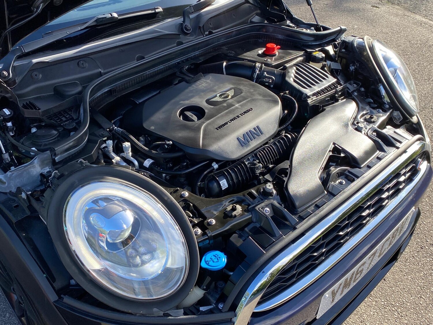 Used MINI Convertible 2017 for sale - 75747018: Photo 17